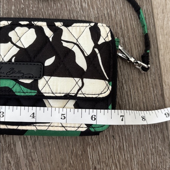 Vera Bradley All in One Crossbody for iPhone 6+ - “Imperial Rose” design - NWT - Picture 8 of 13
